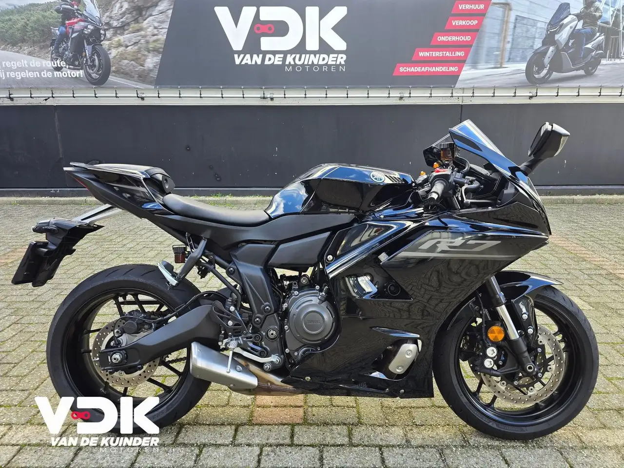 Yamaha YZF-R7