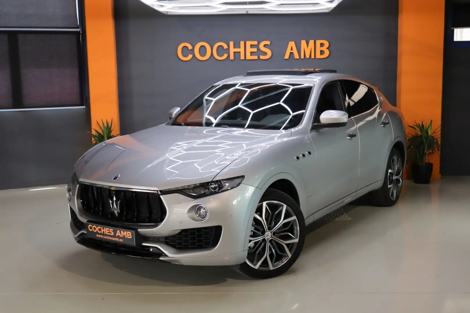Maserati Levante 430 GranSport S Aut. Gris - 1