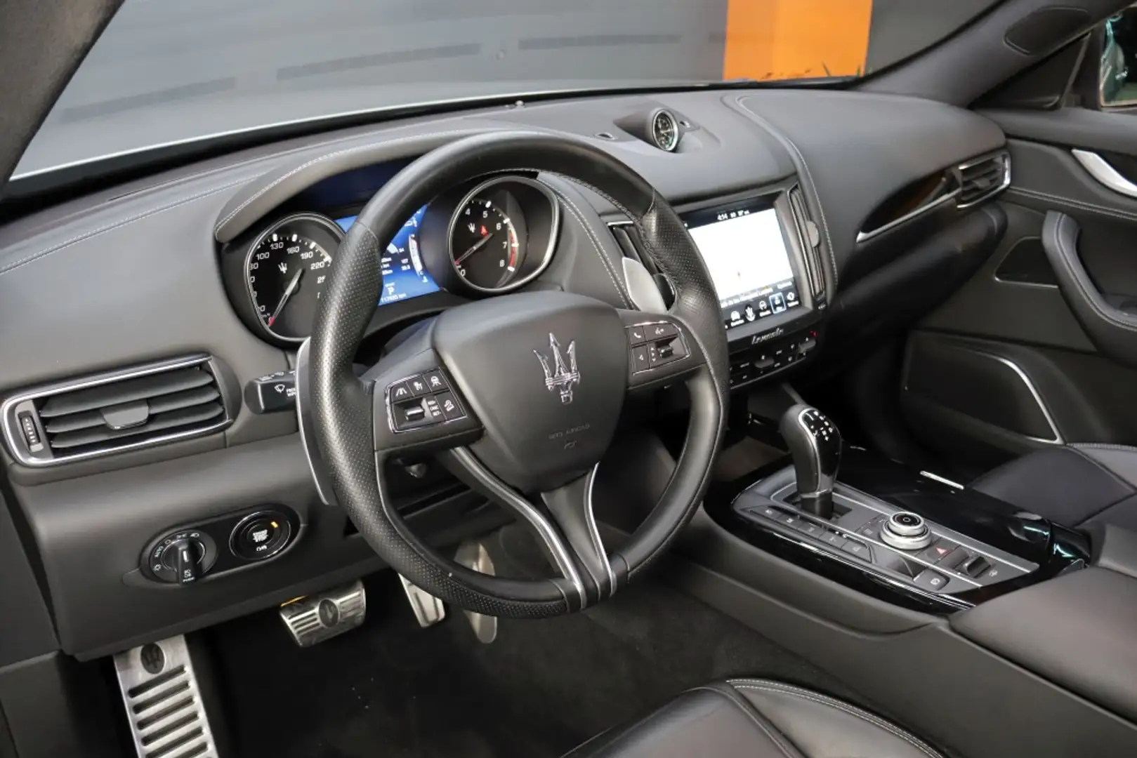 Maserati Levante 430 GranSport S Aut. Gris - 2