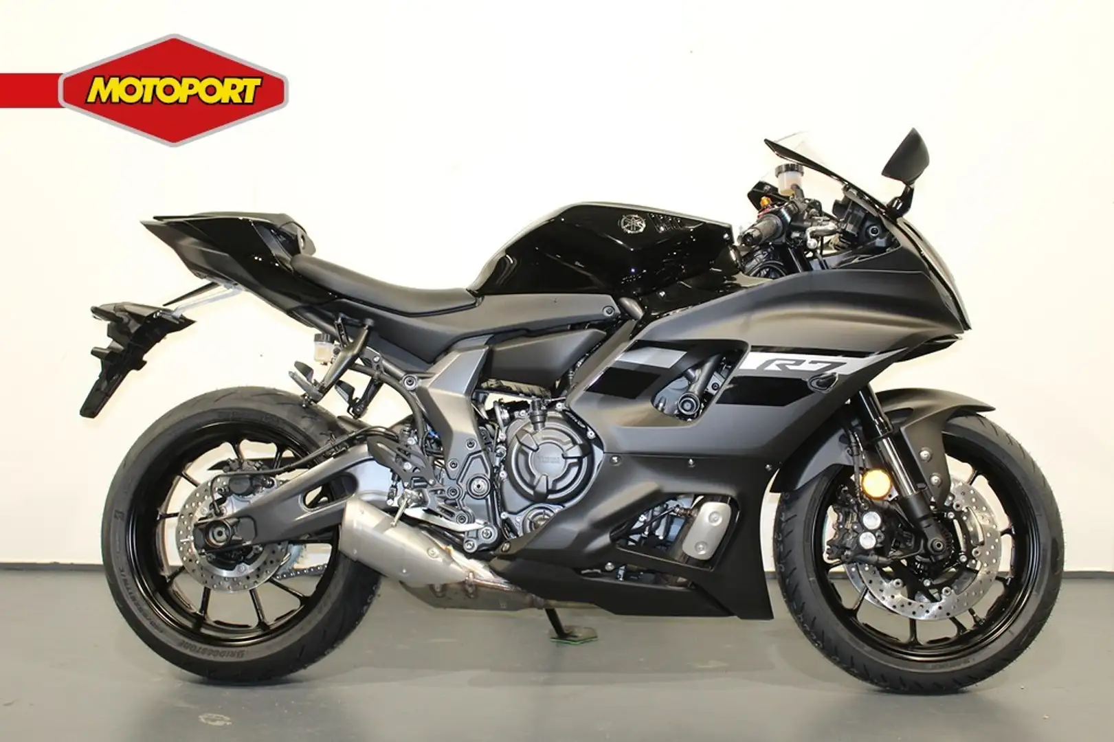 Yamaha YZF-R7 Czarny - 1