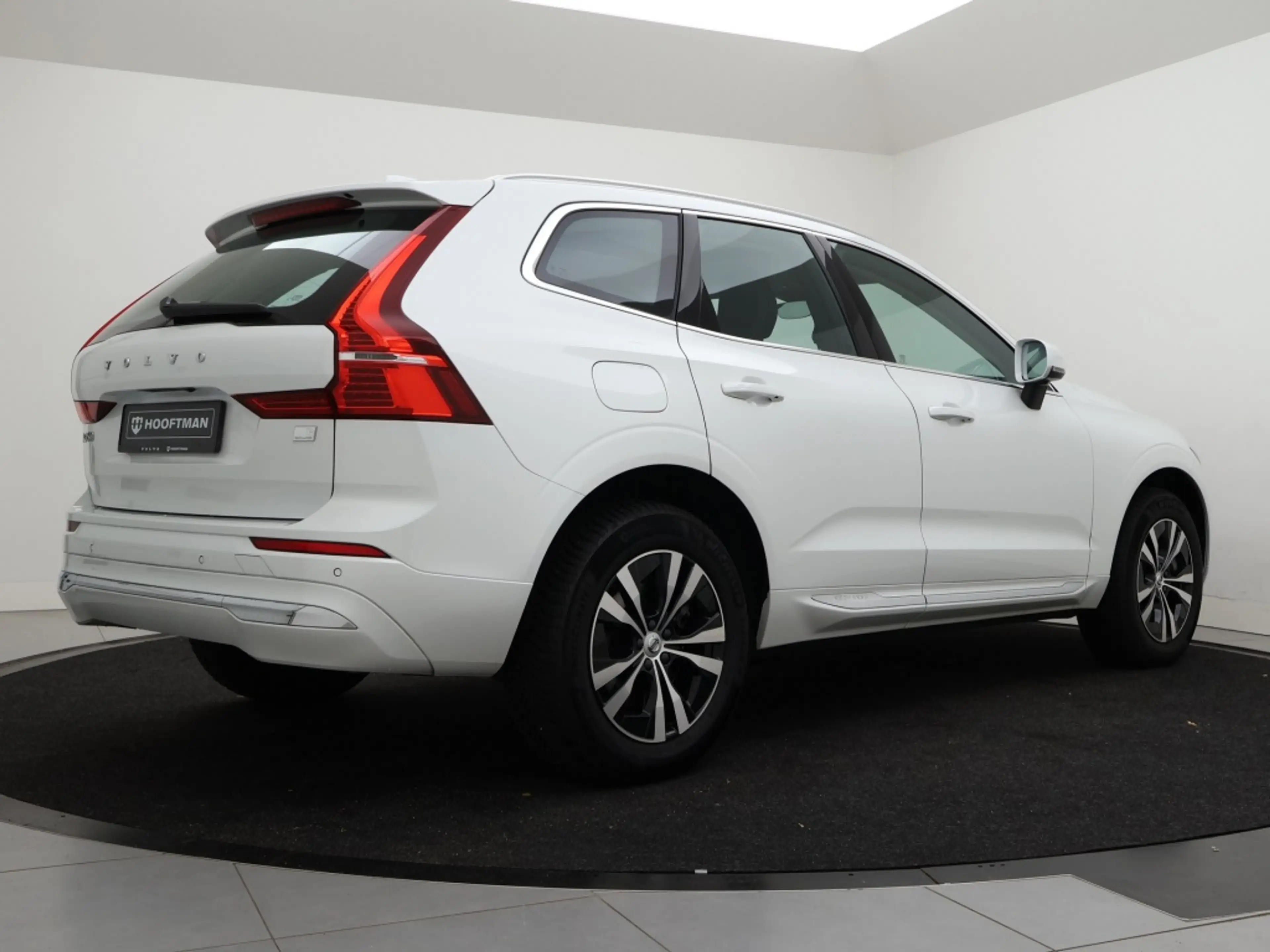 Volvo XC60 T6 PLUG-IN HYBRID LONG RANGE KEYLESS SCHUIFDAK ACC — photo 3