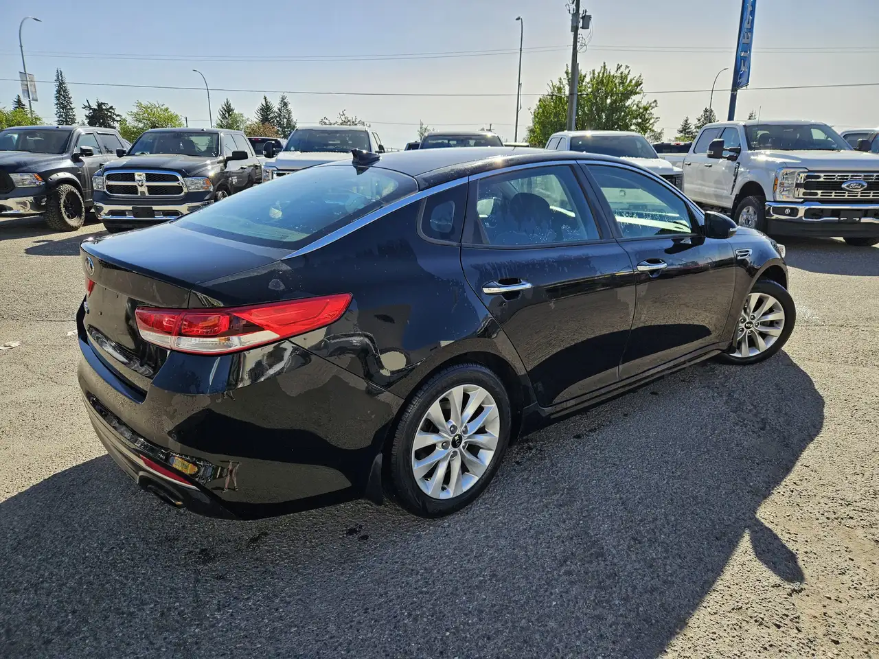 Kia Optima photo Kia Optima