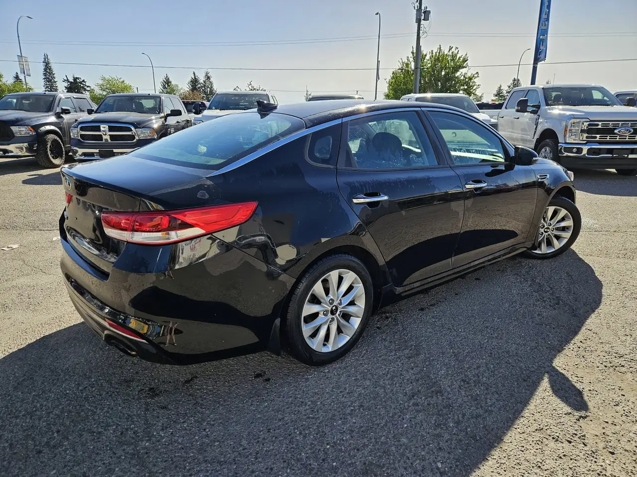 Kia Optima photo Kia Optima