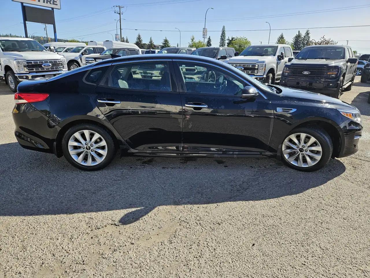 Kia Optima photo Kia Optima