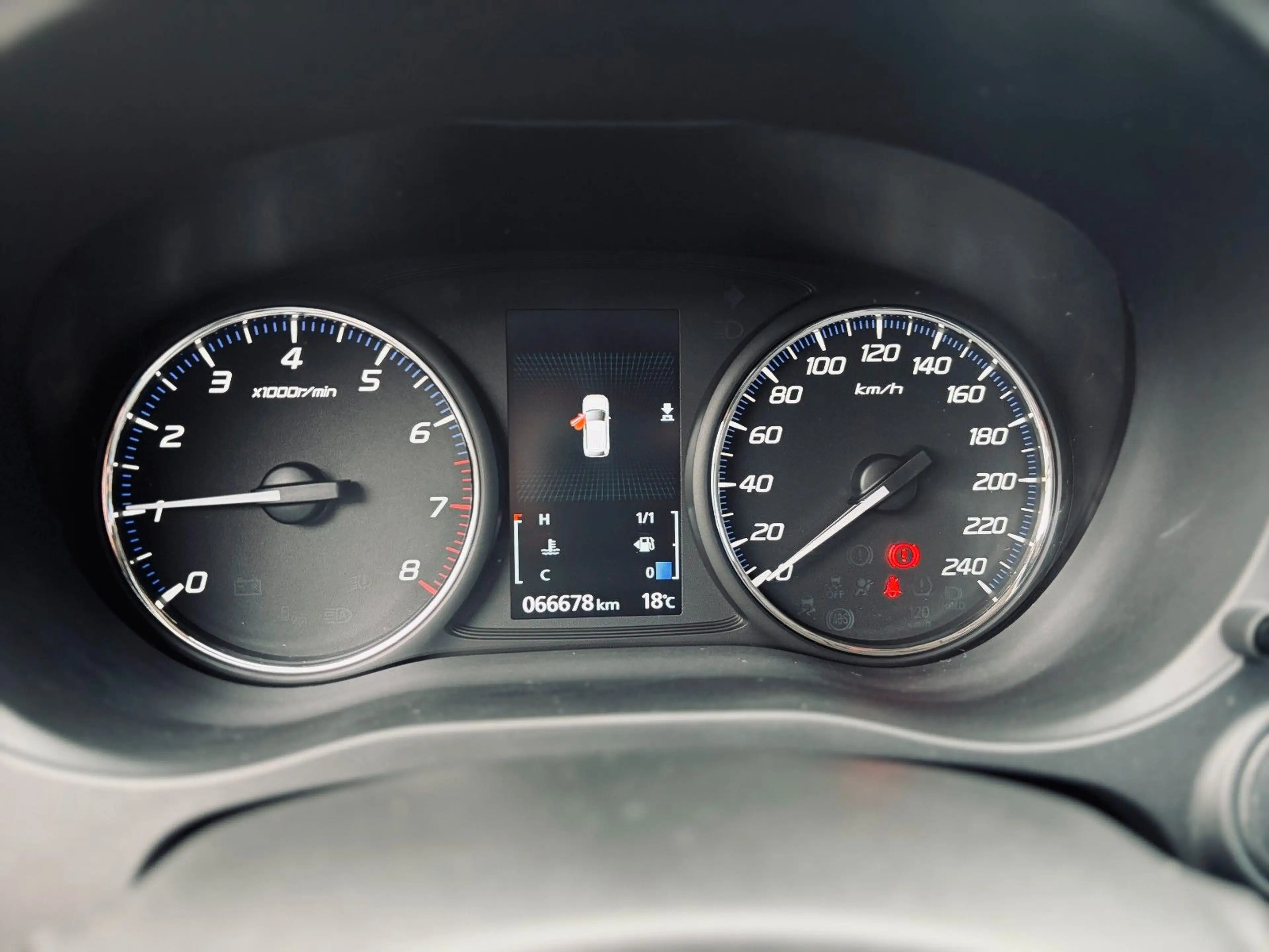 Mitsubishi Outlander Edition 2WD+SHZ+Carplay+Kamera+MFL+Alu — photo 14