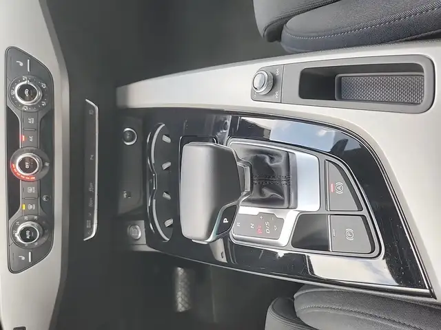 Audi A4 view 19