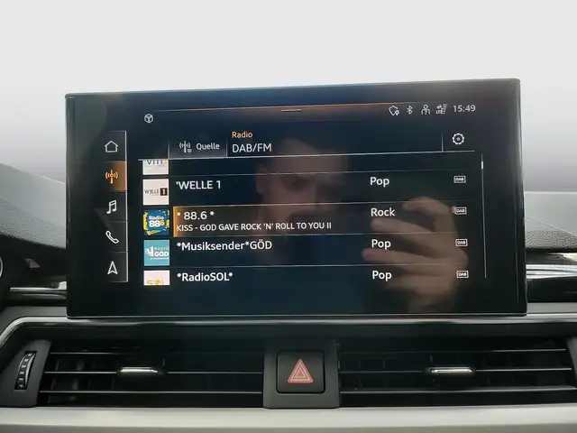 Audi A4 view 22