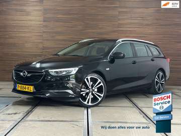 Sports Tourer 1.5 Turbo Exclusive | IntelliLux LED