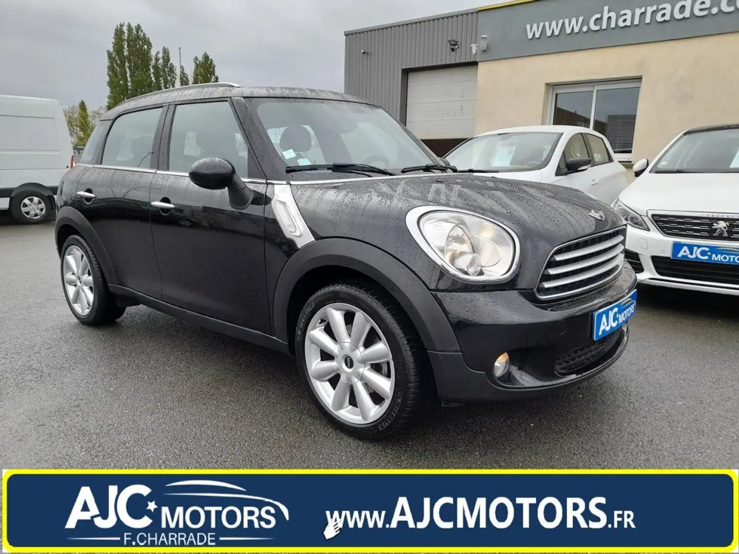 MINI Cooper Countryman COOPER D 112CH PACK RED HOT CHILI II BVA Noir - 1