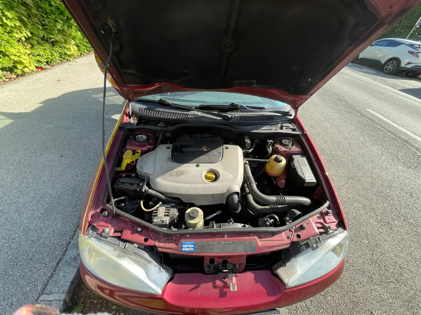 Renault Megane Mégane Kombi RT 1,9 dTi TD Rot - 2