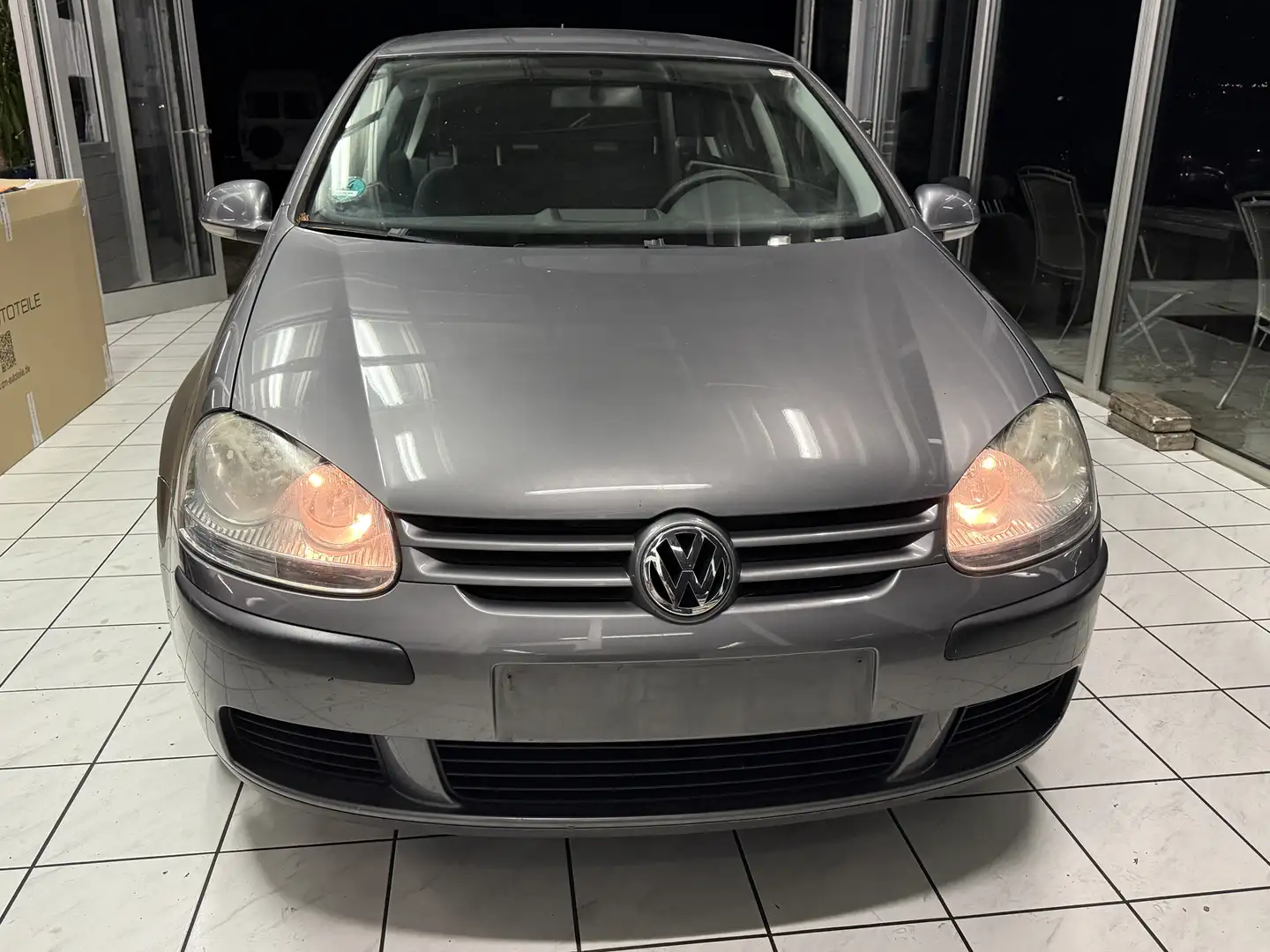 Volkswagen Golf Trendline, Ab-AHK ,5-Tür Grau - 2