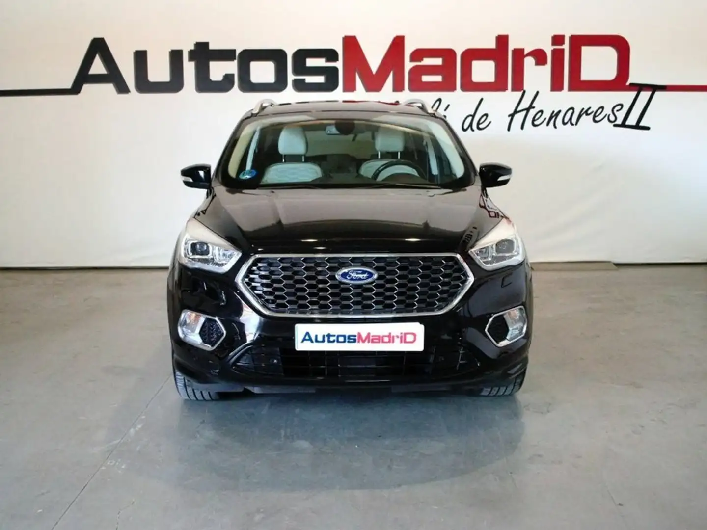 Ford Kuga 1.5 EcoBoost 110kW A-S-S 4x2 Vignale Noir - 2