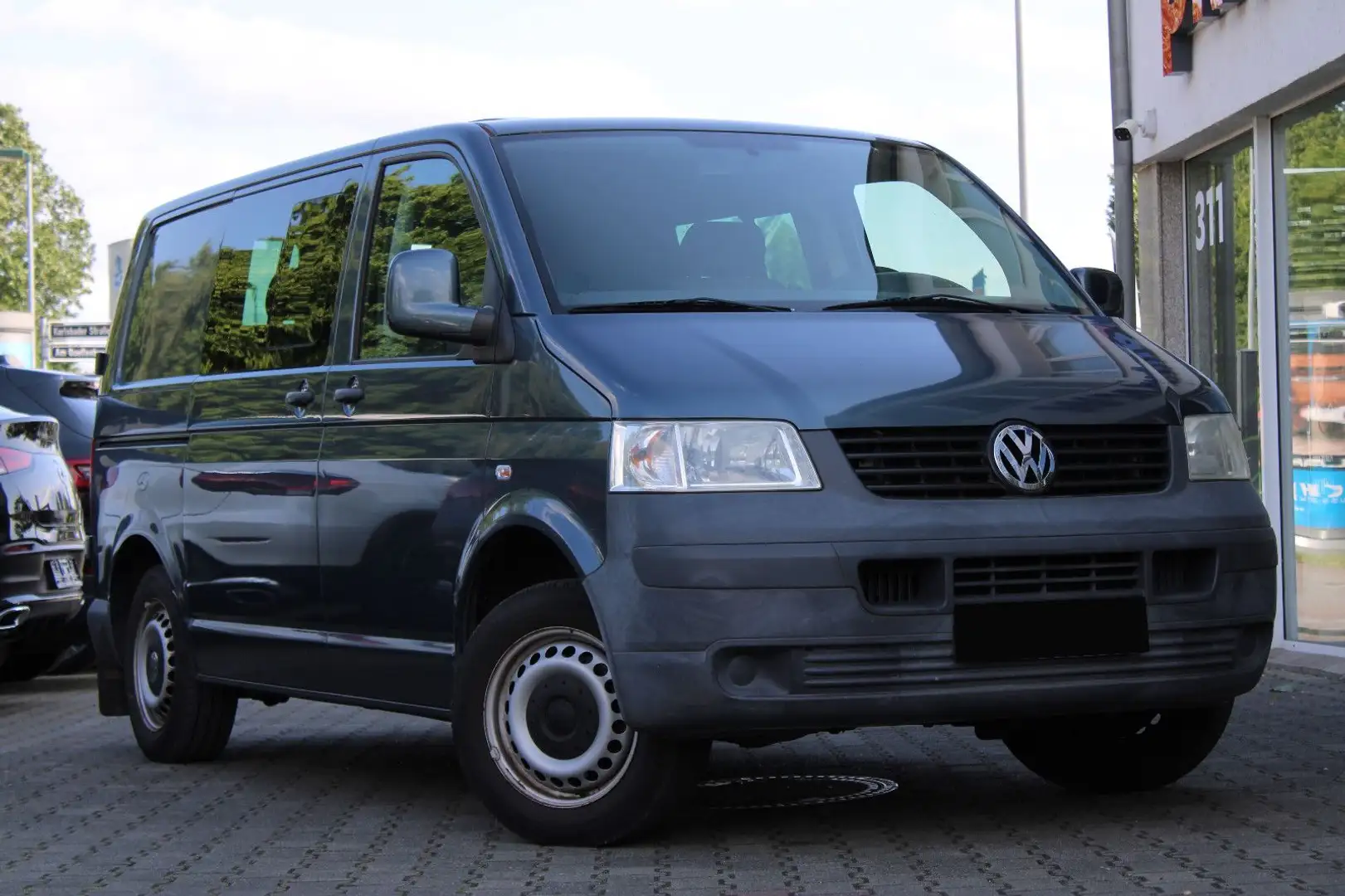 Volkswagen T5 Transporter T5 1.9 TDI/Wohnmobil/5Sitz/Kamer/Klima/Tempo/AHK Сірий - 1