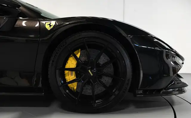 Ferrari SF90 Stradale view 8