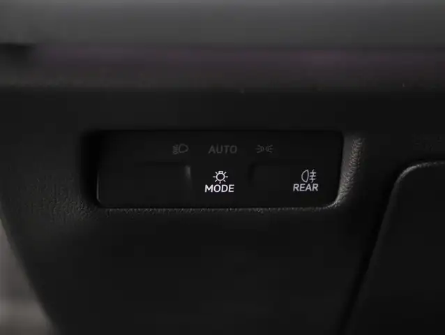 Volkswagen Passat view 12
