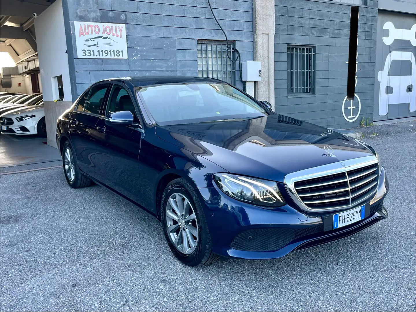 Mercedes-Benz E 200 E 200 d Sport Euro 6B - 1