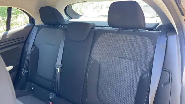 Renault Megane view 9