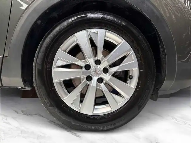 Peugeot 3008 view 8