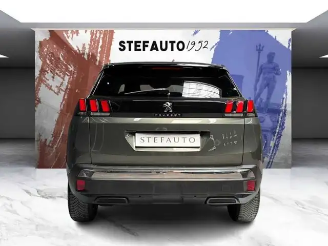 Peugeot 3008 view 6