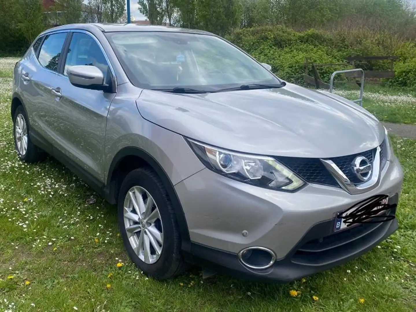 Nissan Qashqai Qashqai 1.5 dCi 2WD N-Connecta Argent - 1