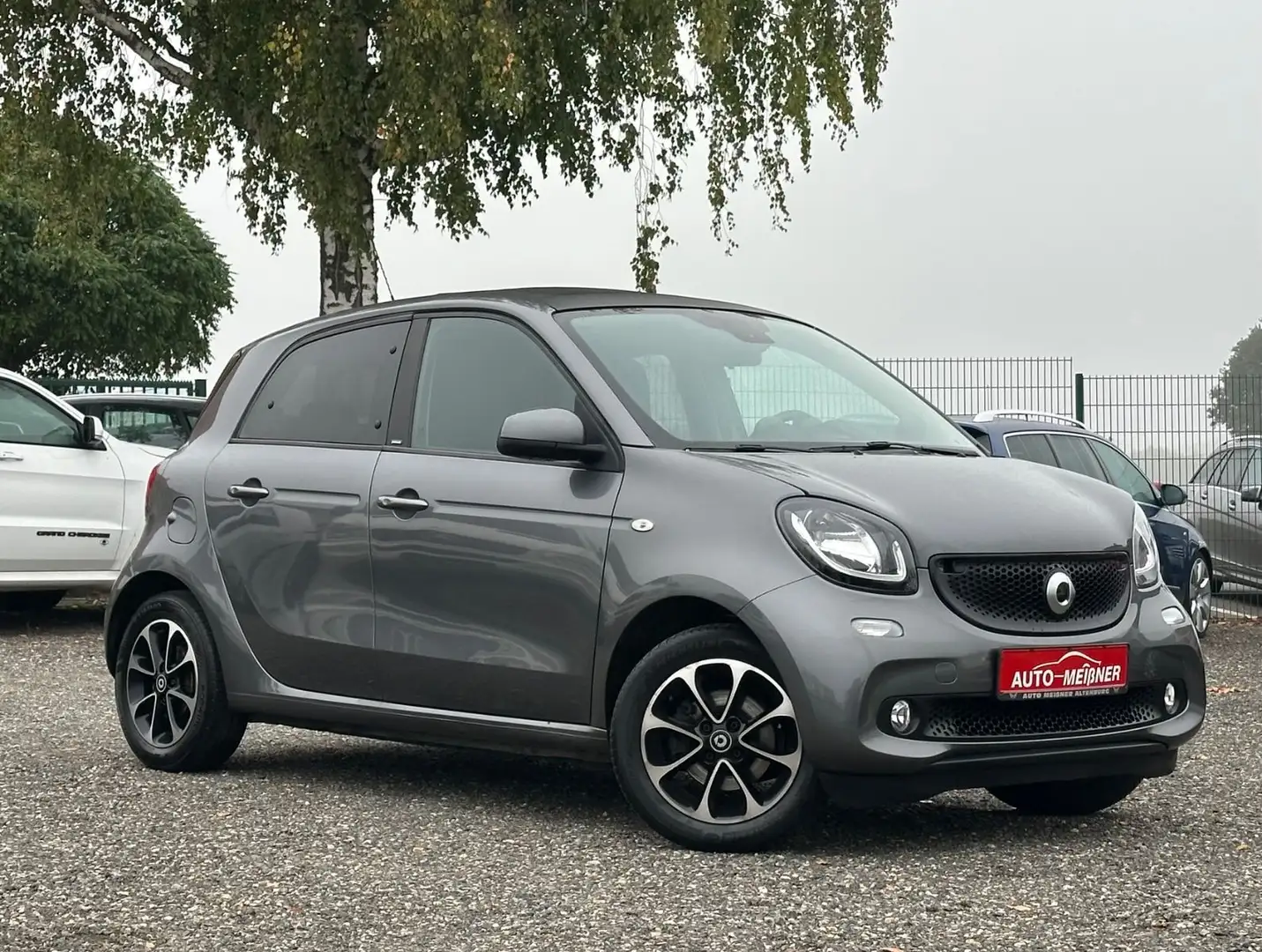 smart forFour * Faltdach * Navi * Sitzh.* PDC * Klima Grau - 2