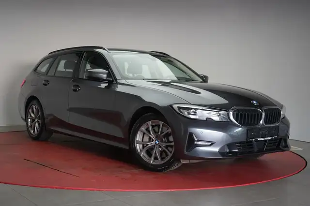BMW 330 i Touring Sport Line Navi/ACC/Kamera/Virtual