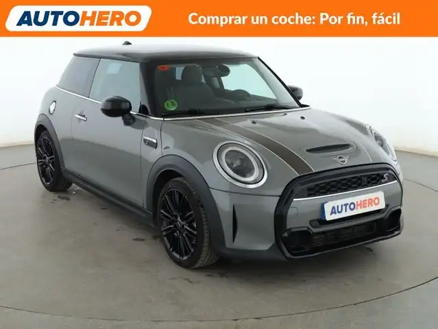 Mini Hatch view 8