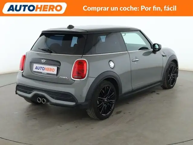 Mini Hatch view 6