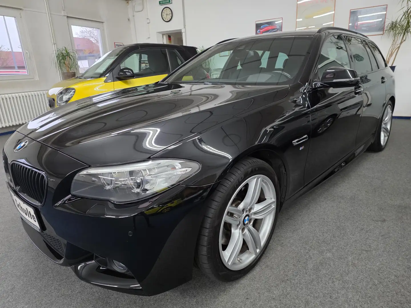 BMW 530 5er Touring Diesel 530d xDrive Touring Sport-Aut. Nero - 1
