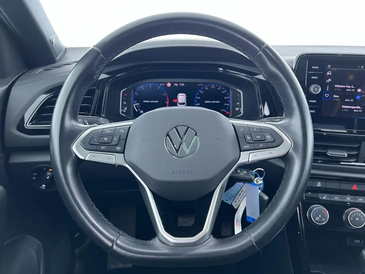 Volkswagen T-Roc Style 1.5*NAVI*SHZ*RFK*uvm 17
