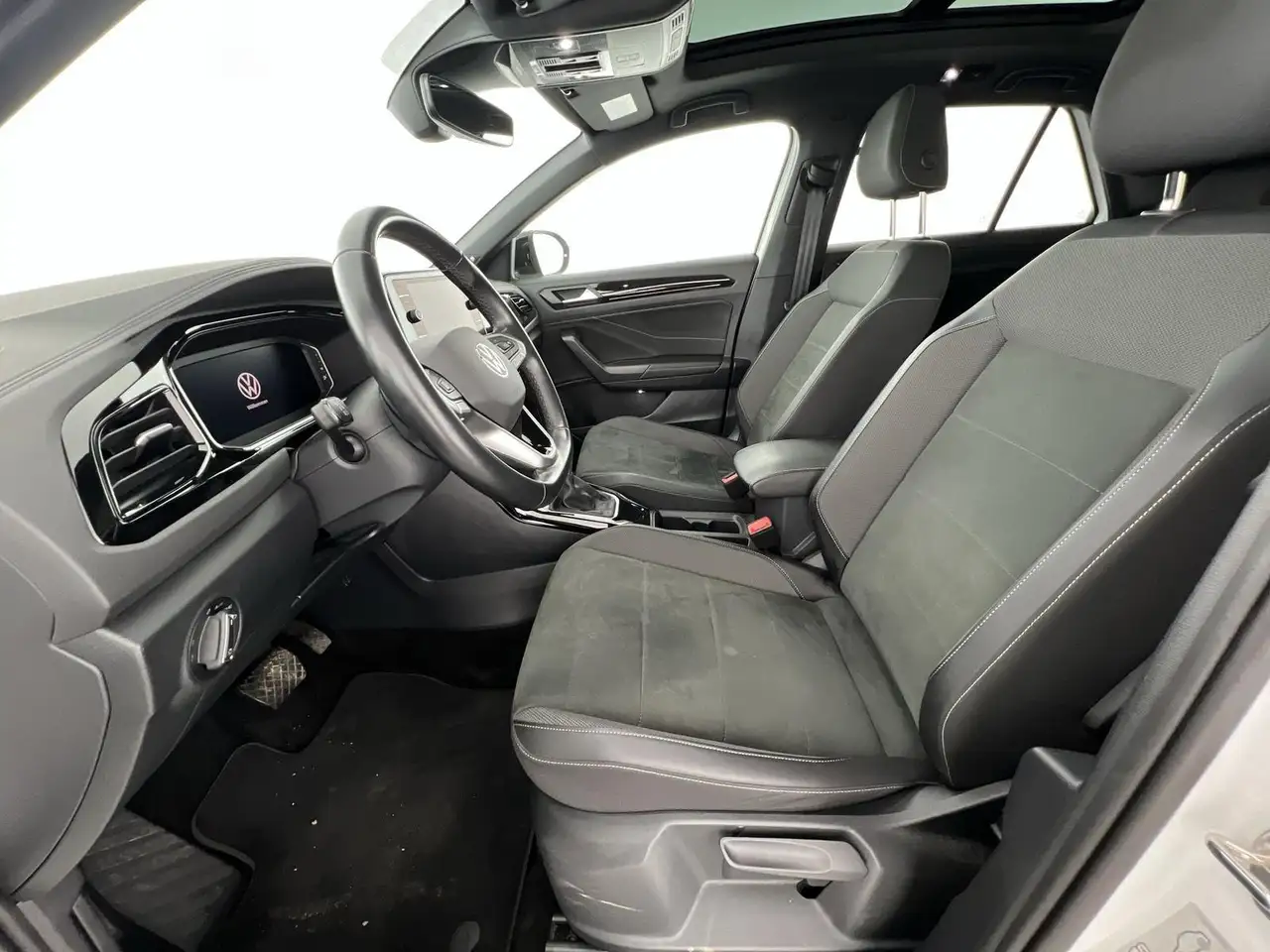 Volkswagen T-Roc Style 1.5*NAVI*SHZ*RFK*uvm 8