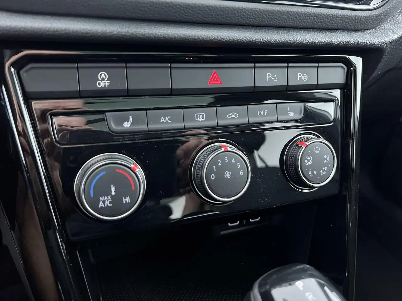 Volkswagen T-Roc Style 1.5*NAVI*SHZ*RFK*uvm 14