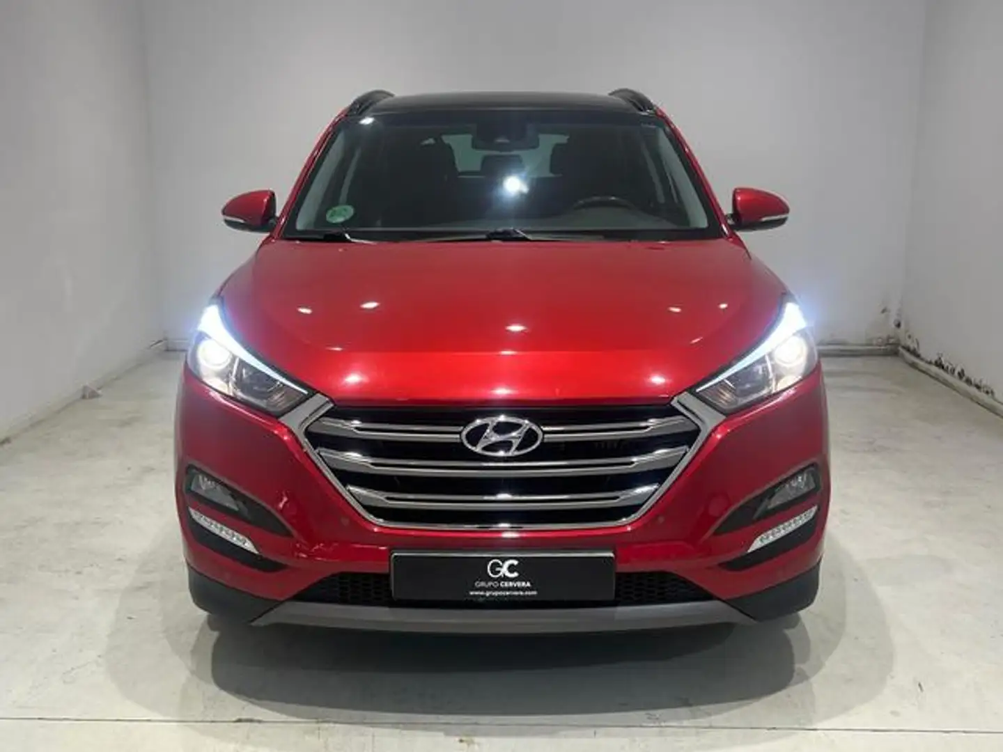 Hyundai TUCSON 1.7CRDI BD Tecno Sky 4x2 Rojo - 2