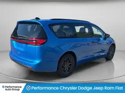 Chrysler Pacifica 2027
