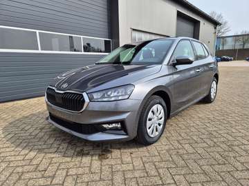 1.0 TSI 95PS Selection 5-türig Rückf.Kamera Par...