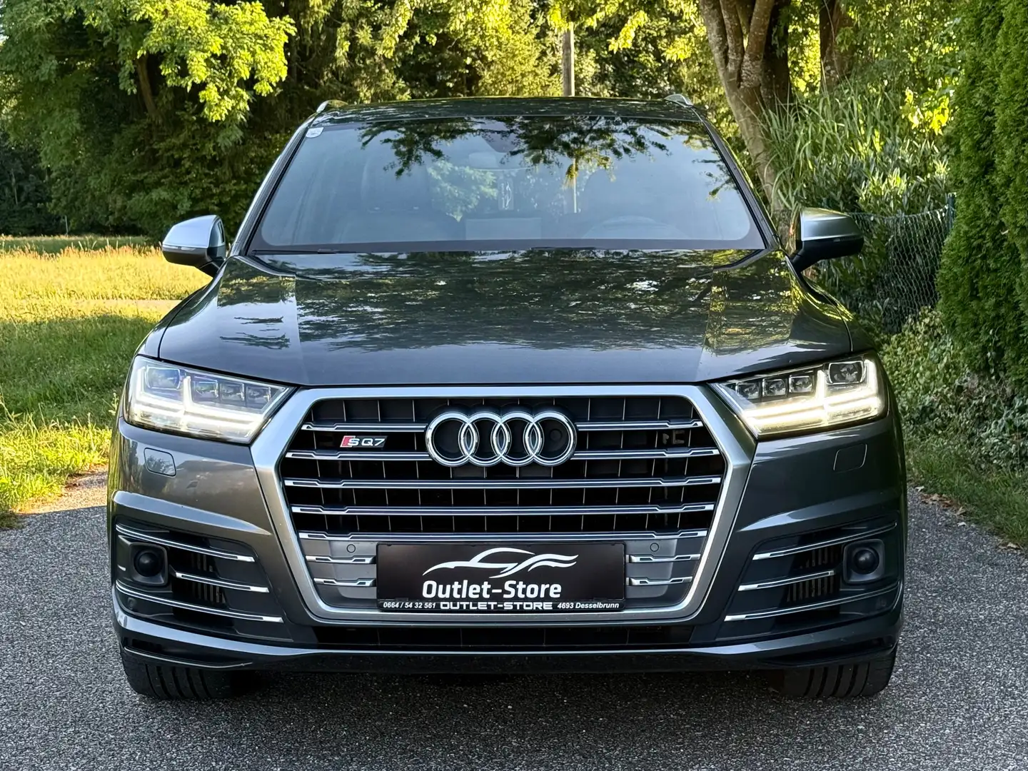 Audi SQ7 4.0 TDI quattro*Matrix*Panorama*BOSE*MwSt.*VOLL* Grau - 2
