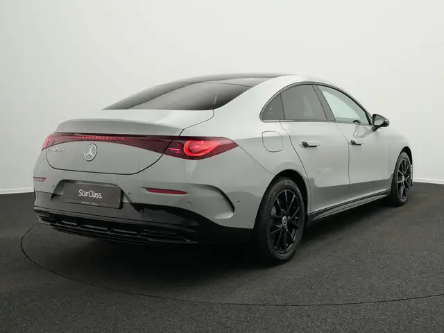 Mercedes-Benz CLA view 3