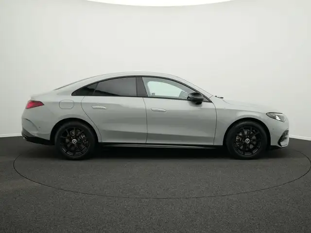 Mercedes-Benz CLA view 5