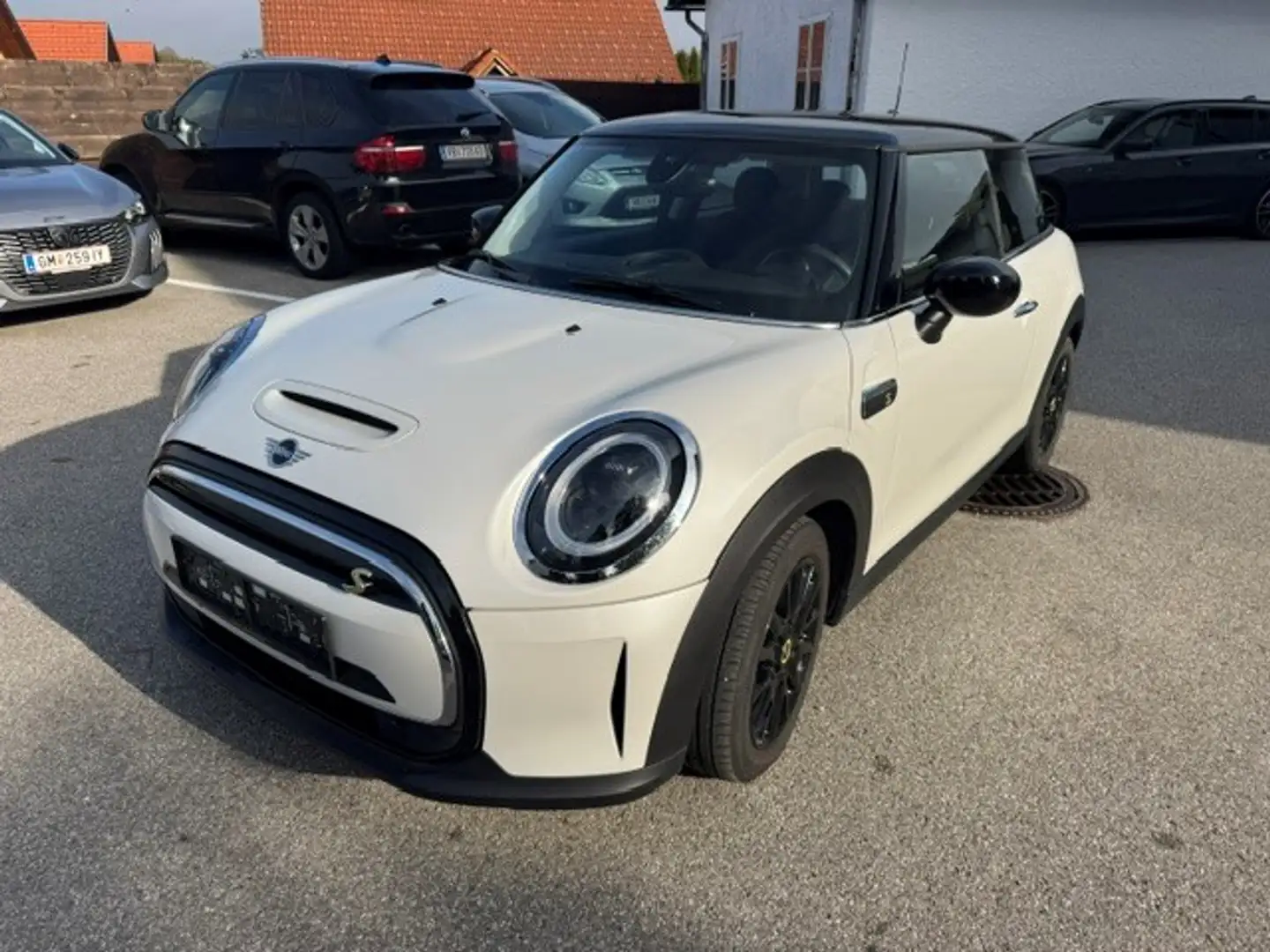 MINI Cooper SE Electric (F56 LCI II) Edition Premium Weiß - 1