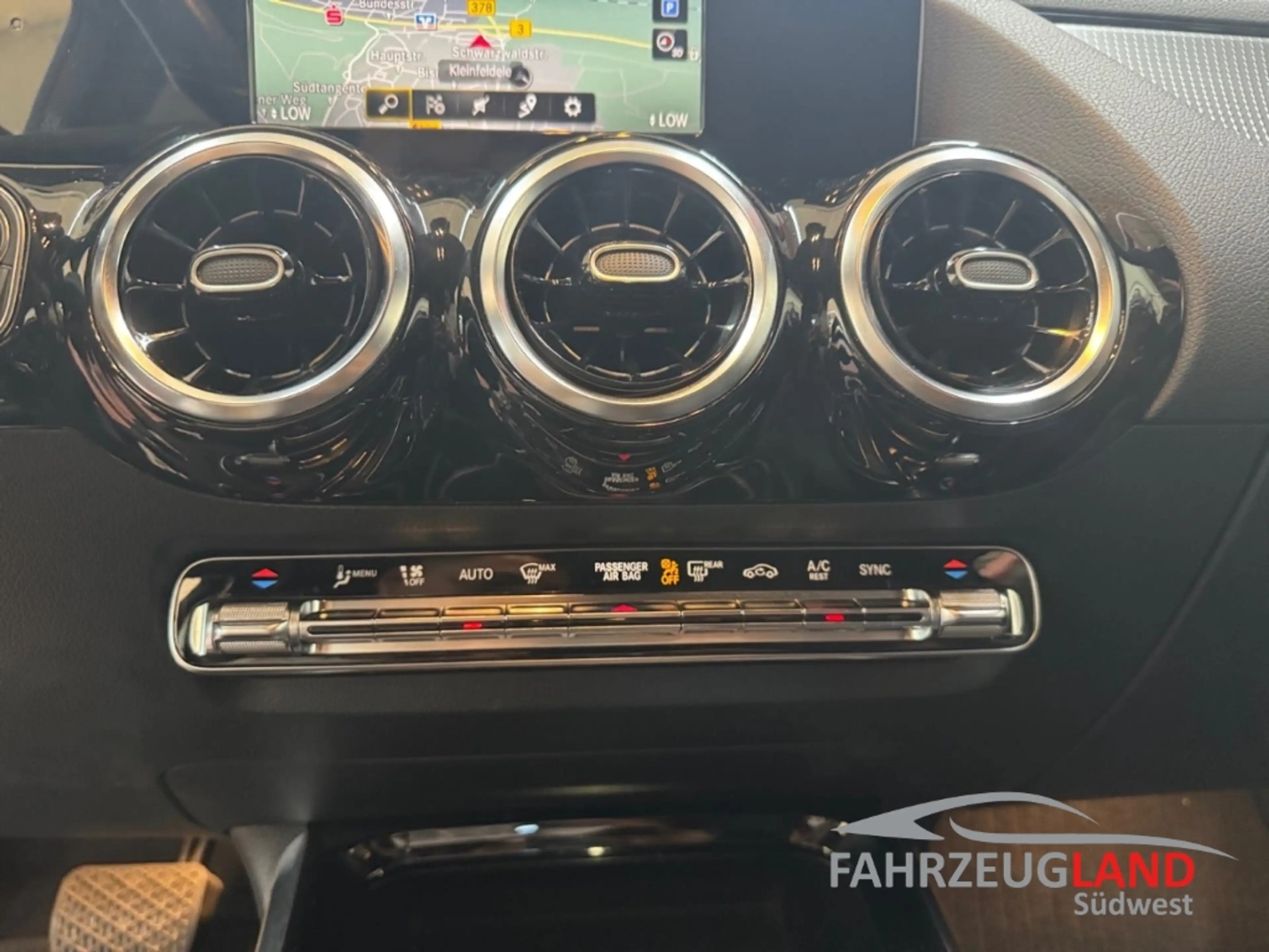 Mercedes-Benz B 220 d Business Fahrassistenz-Paket Leder-Paket MULTIBE — photo 15