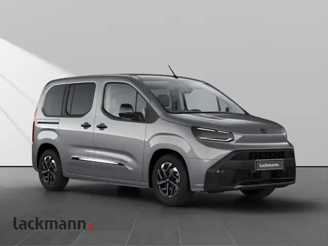 Toyota Proace City view 3