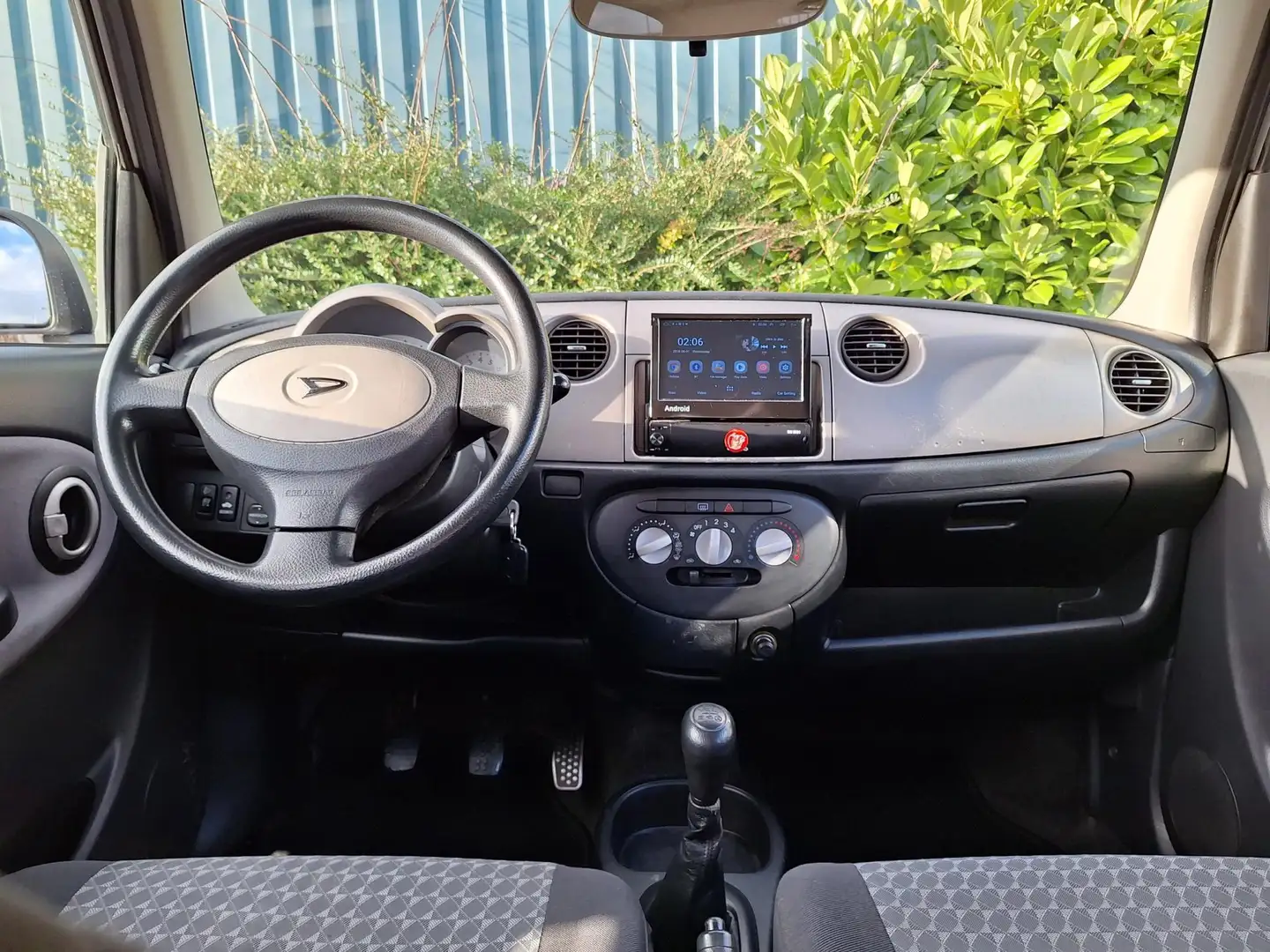 Daihatsu Trevis | 1.0 | Bluetooth | Navi | Gris - 2