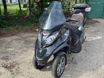LT