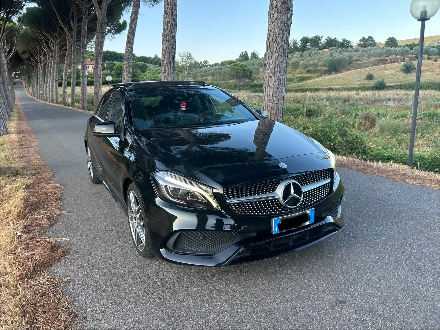 Mercedes-Benz A 180 d Premium auto AMG - 2
