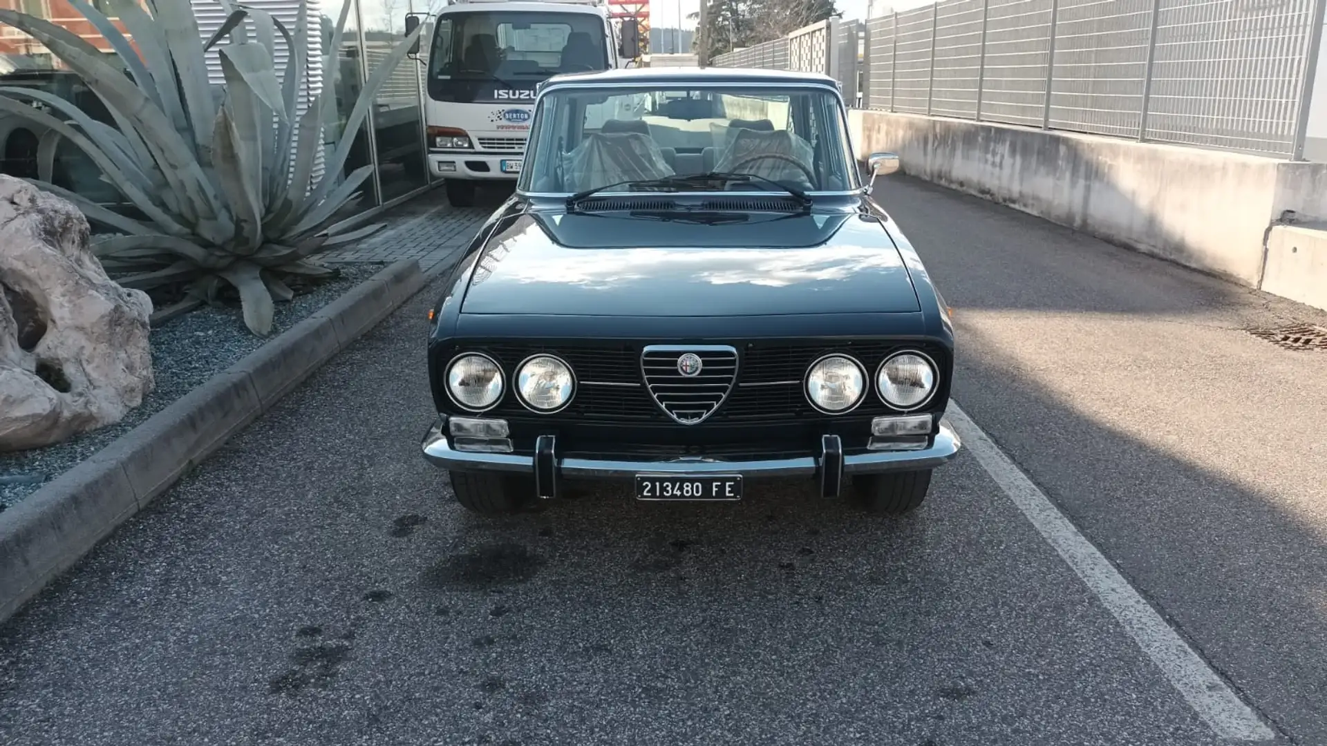 Alfa Romeo 2000 Berlina - 1