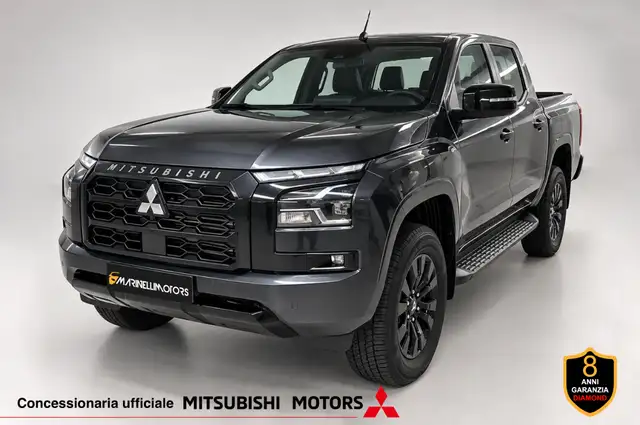 Mitsubishi L200 DOUBLE CAB 4WD 2.4 TD AT 204CV TOP