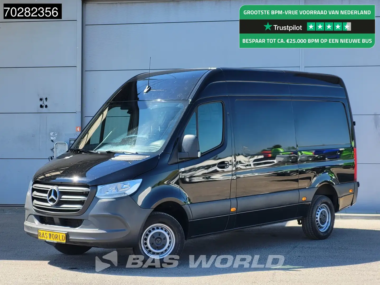 Mercedes-Benz Sprinter 317 CDI Automaat L2H2 170PK Airco Camera MBUX Euro Noir - 1