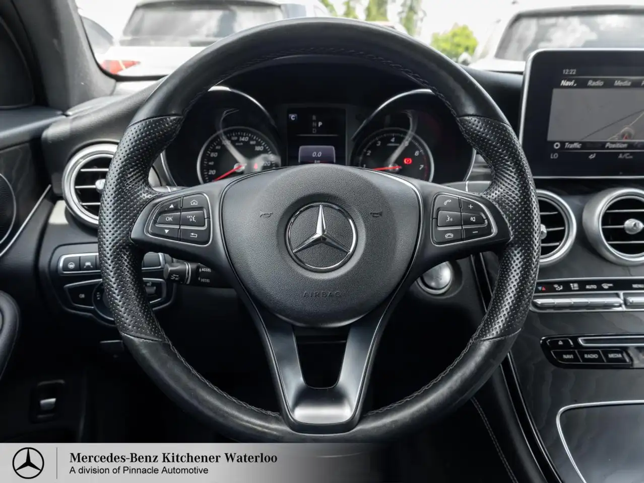 Mercedes-Benz GLC снимка Mercedes-Benz GLC