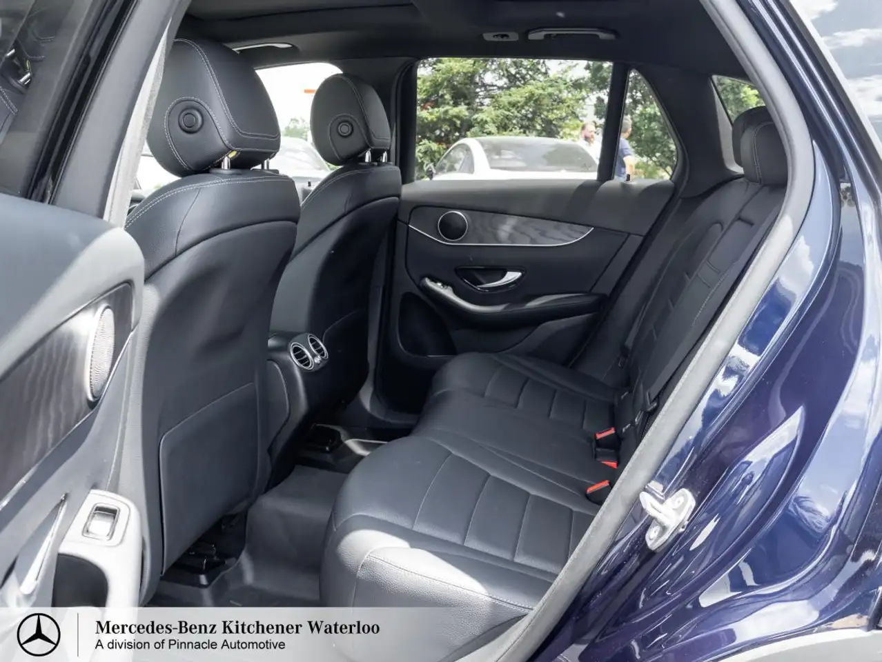 Mercedes-Benz GLC снимка Mercedes-Benz GLC