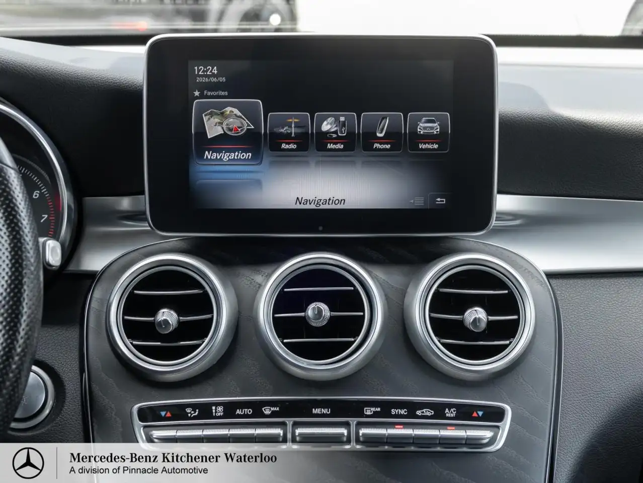 Mercedes-Benz GLC снимка Mercedes-Benz GLC